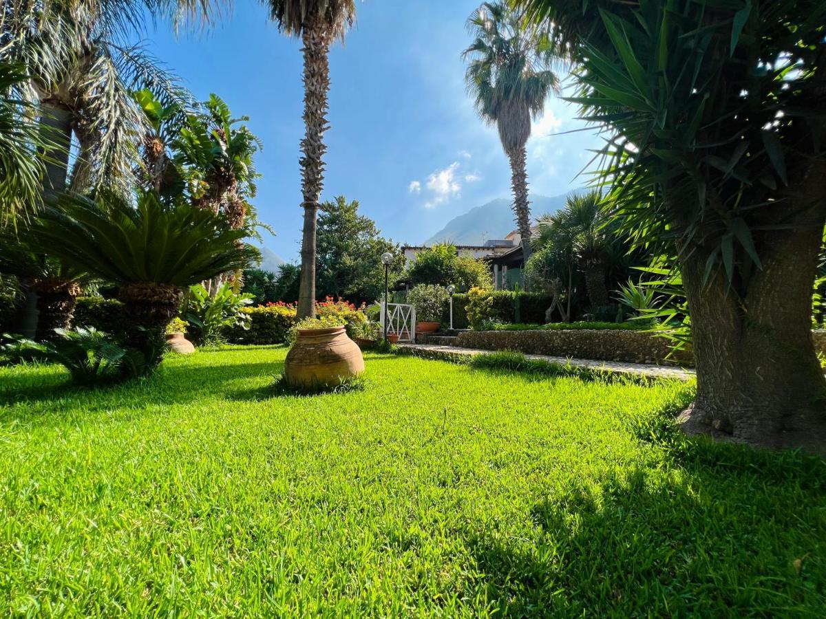Villa Talia Carini Exterior photo