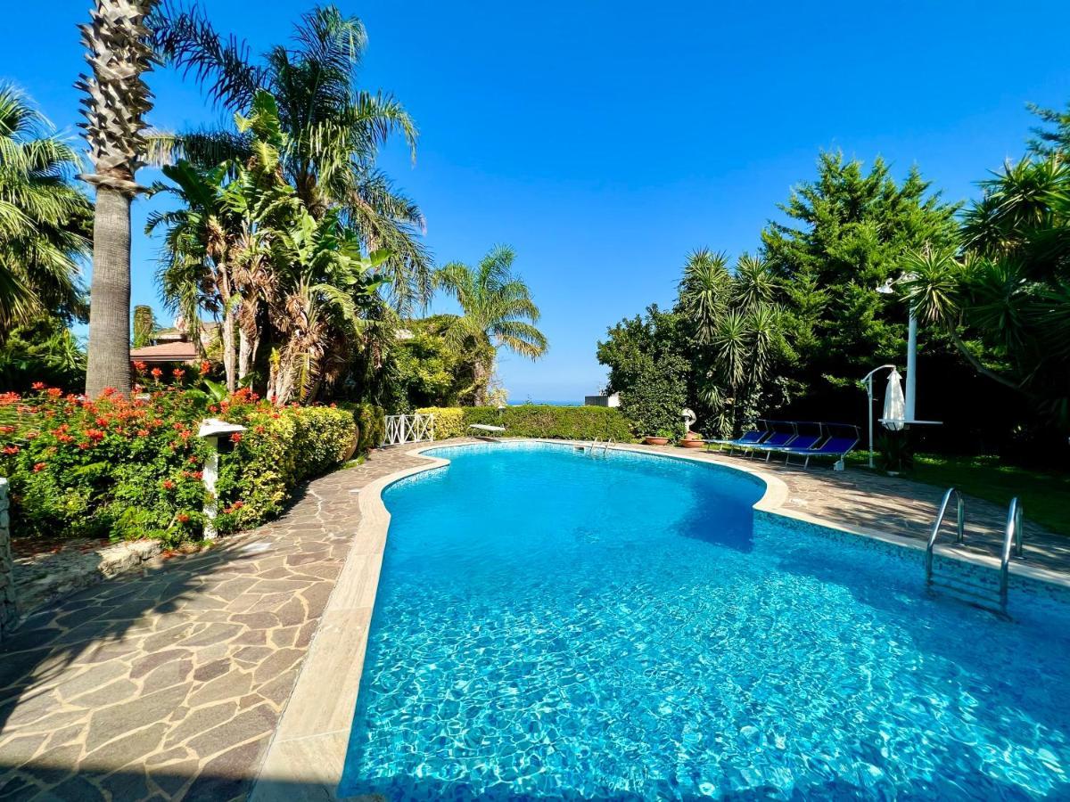Villa Talia Carini Exterior photo